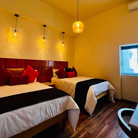 Hotel Consulado グアダラハラ エクステリア 写真