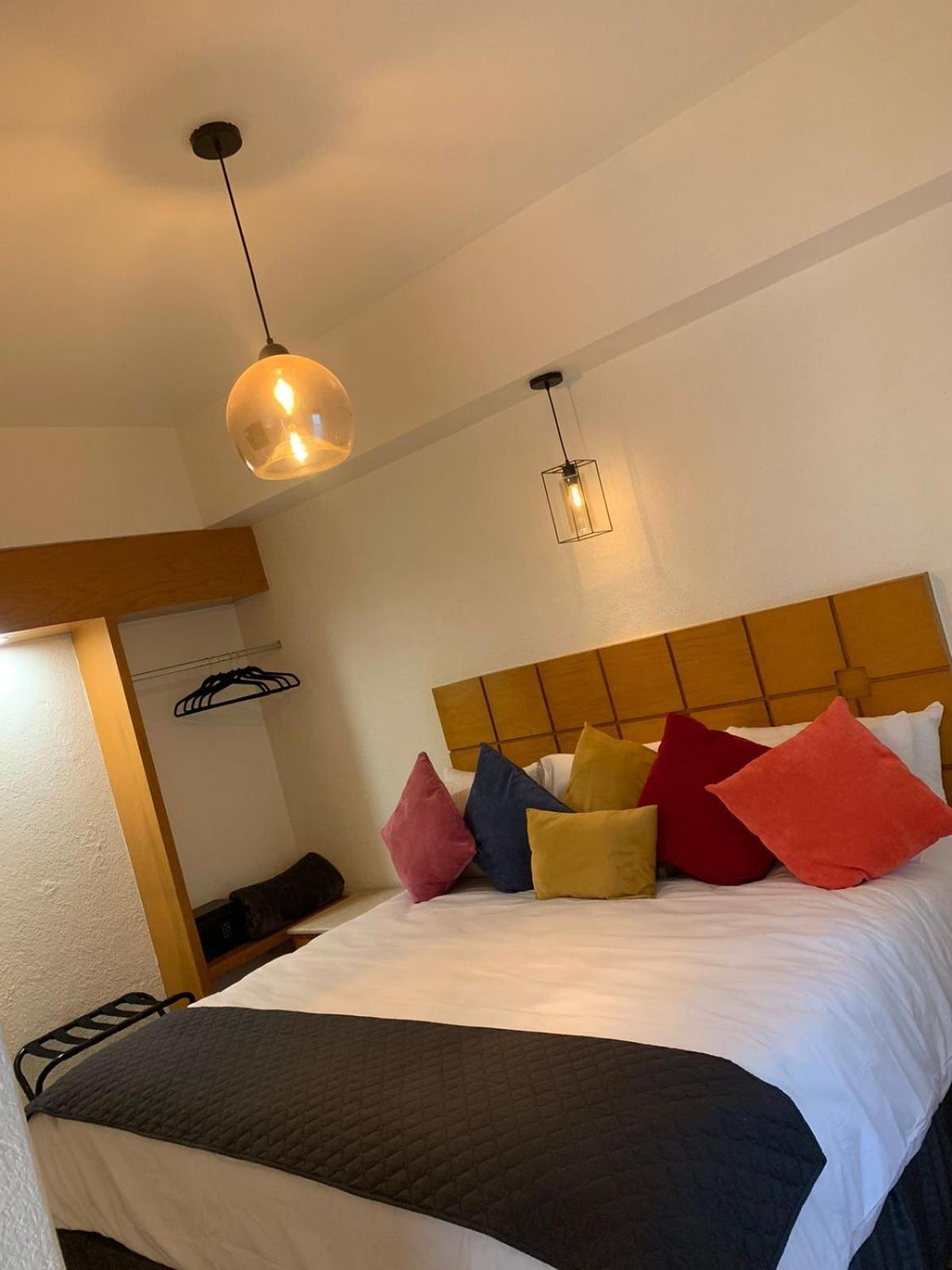 Hotel Consulado グアダラハラ エクステリア 写真